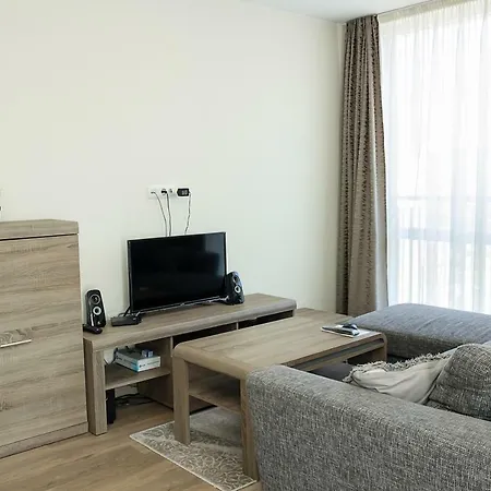 The Bright And Modern 2-bdr In Daire Varna
