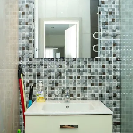 The Bright And Modern 2-bdr In Daire Varna