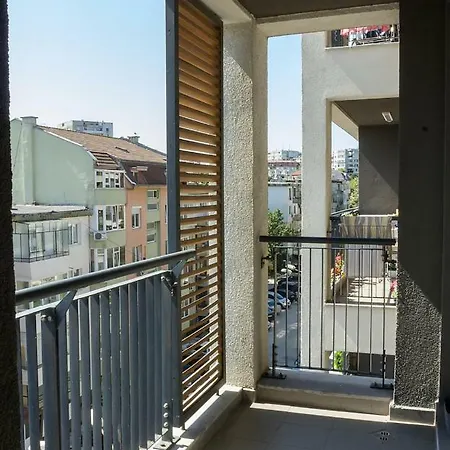 The Bright And Modern 2-bdr In Varna